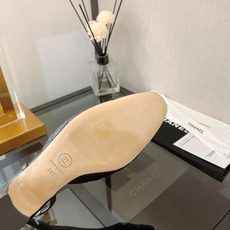 Efficient Chanel Sandals 20033
