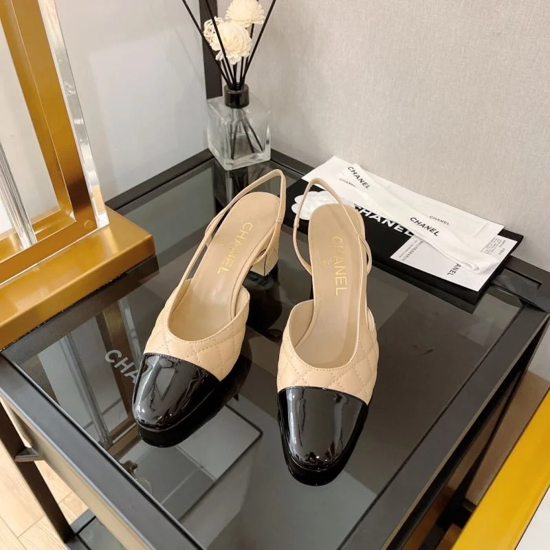 EyeCatching Chanel Sandals 20042