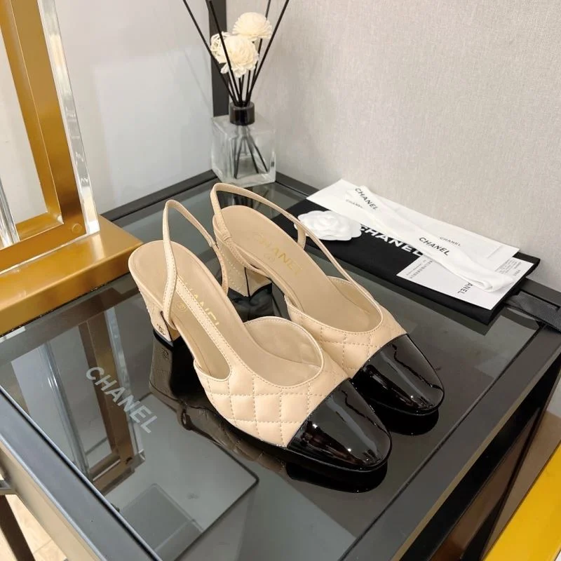 EyeCatching Chanel Sandals 20042