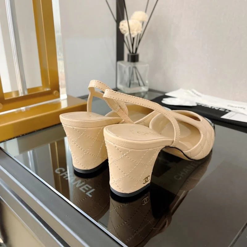 EyeCatching Chanel Sandals 20042