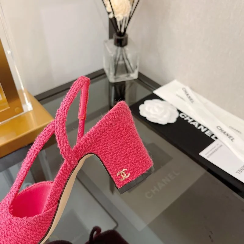 Modern Chanel Sandals 20015
