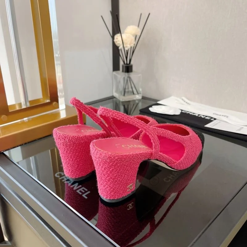 Modern Chanel Sandals 20015