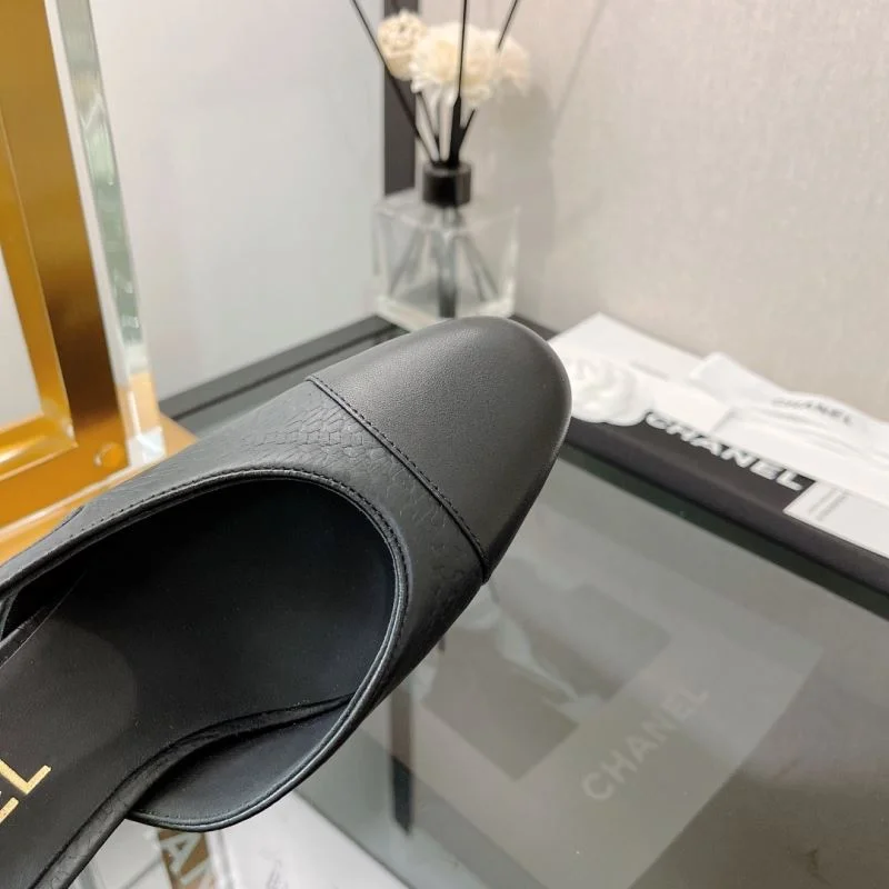 QuickDry Chanel Sandals 20012