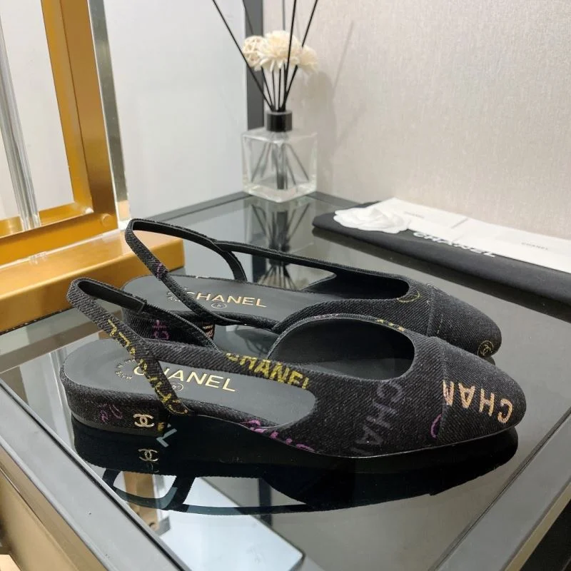 Chanel Sandals Effortless 20011