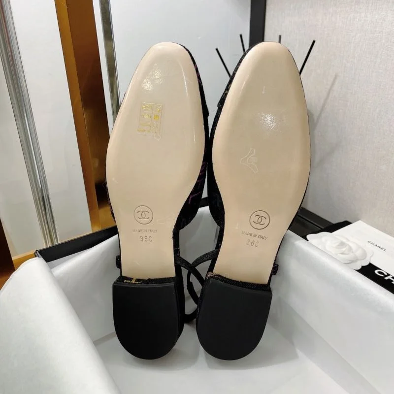 Chanel Sandals Effortless 20011