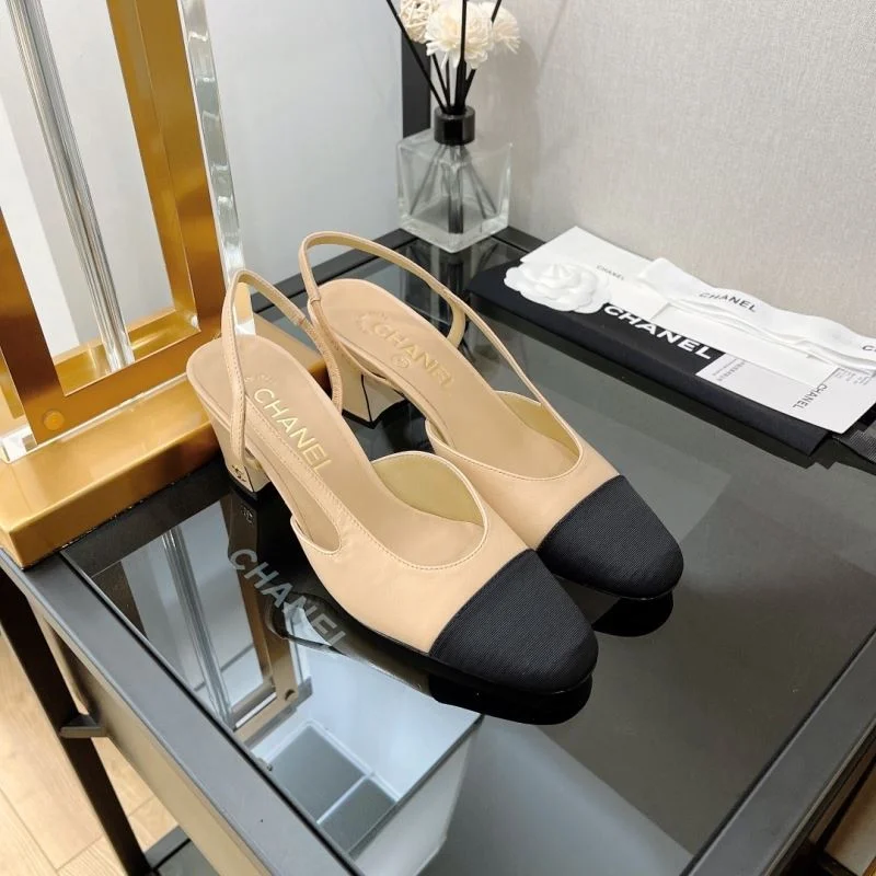 Chanel Sandals Unisex 20009