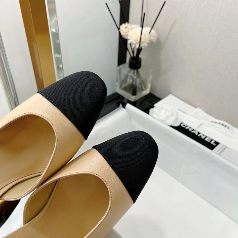 Chanel Sandals Unisex 20009