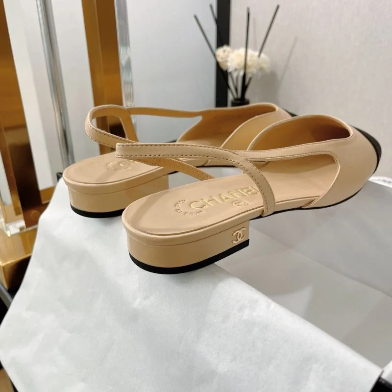 Bright Chanel Sandals 20004
