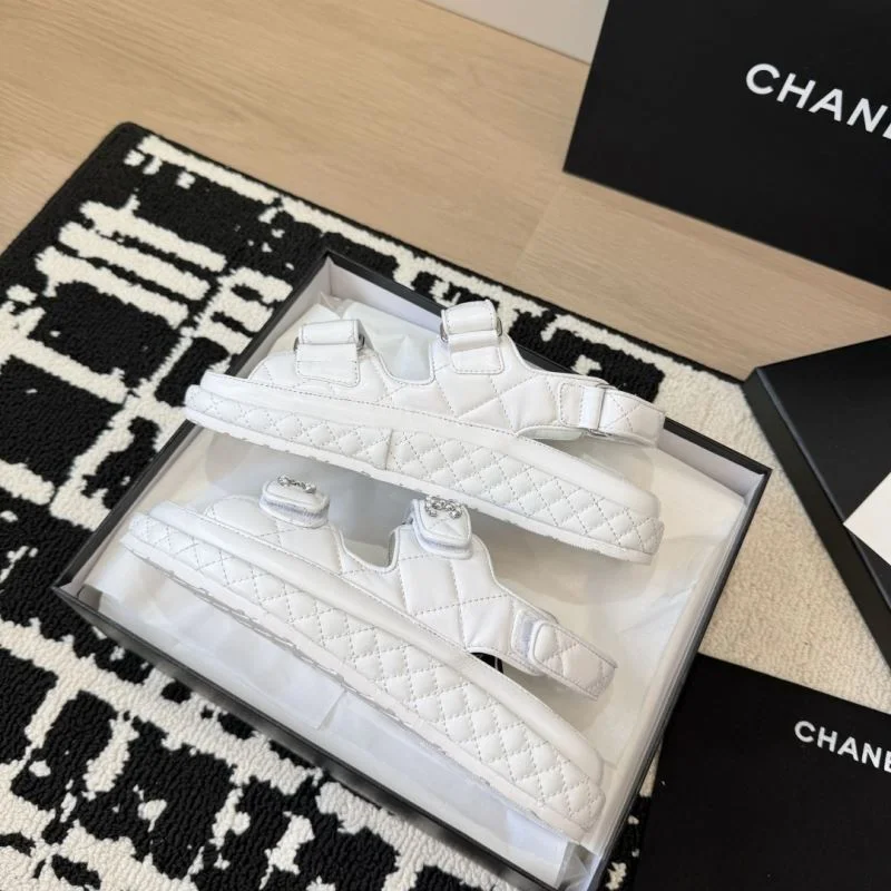 Snug Chanel Sandals 19993