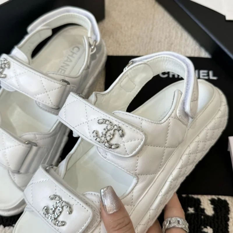Snug Chanel Sandals 19993