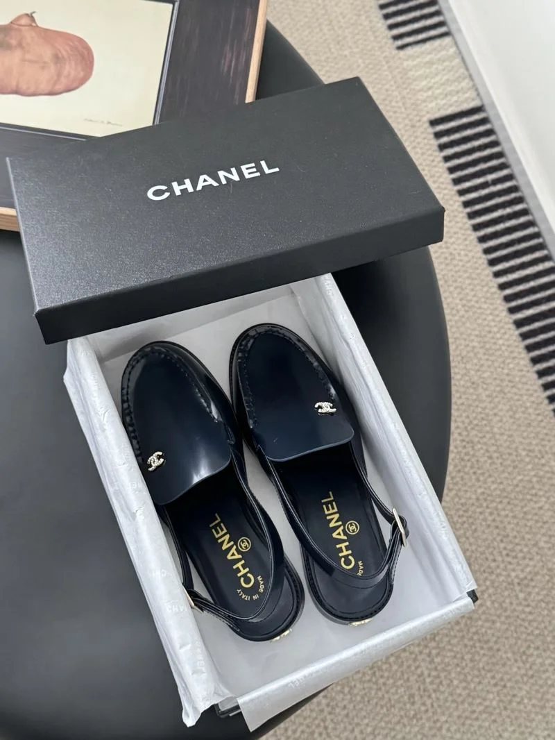 FashionForward Chanel Sandals 19942
