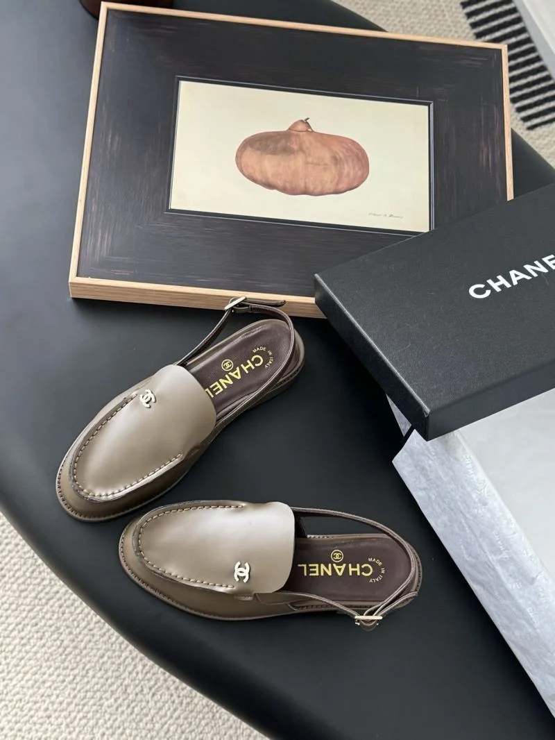 Practical Chanel Sandals 19941