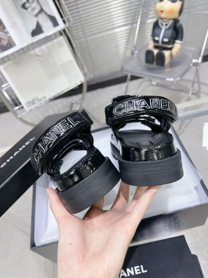 Lightweight Chanel Sandals 19943