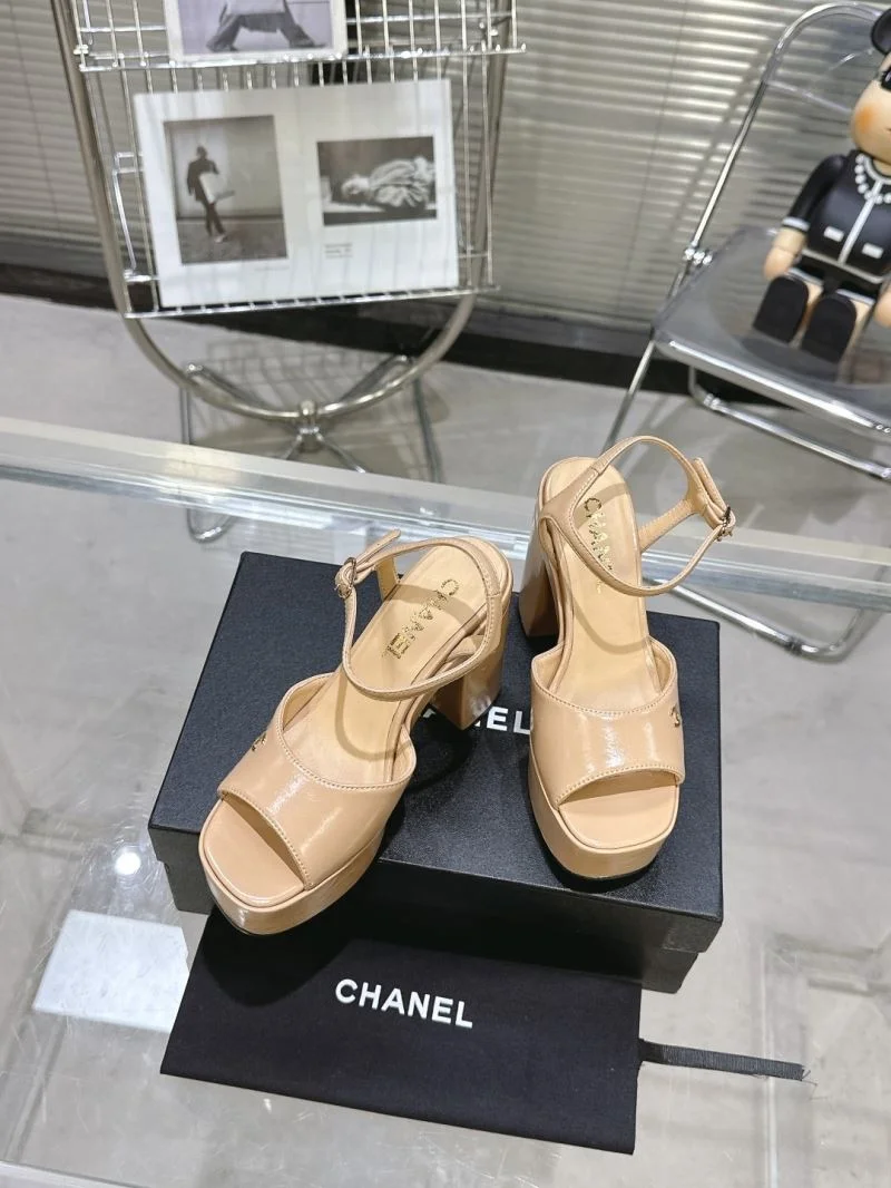 Refined Chanel Sandals 19921