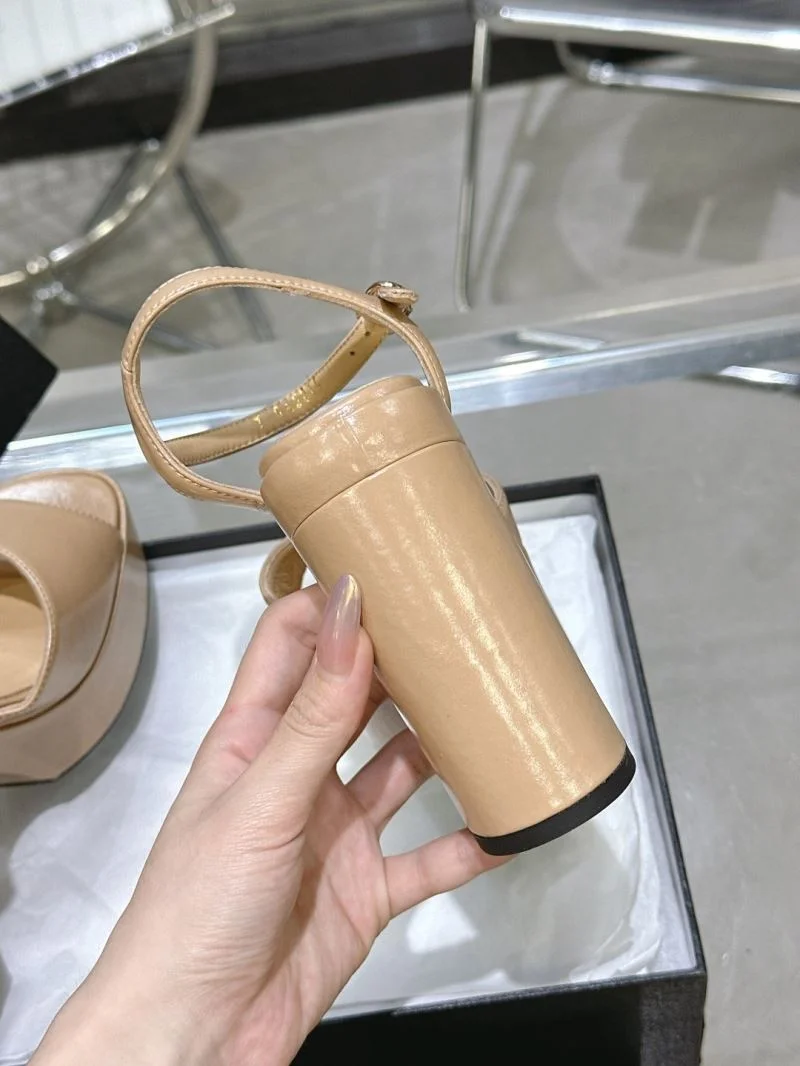 Refined Chanel Sandals 19921