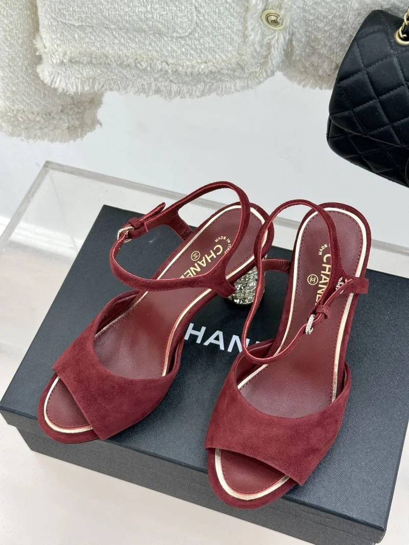 Chic Chanel Sandals 19895