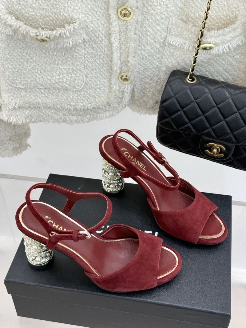 Chic Chanel Sandals 19895