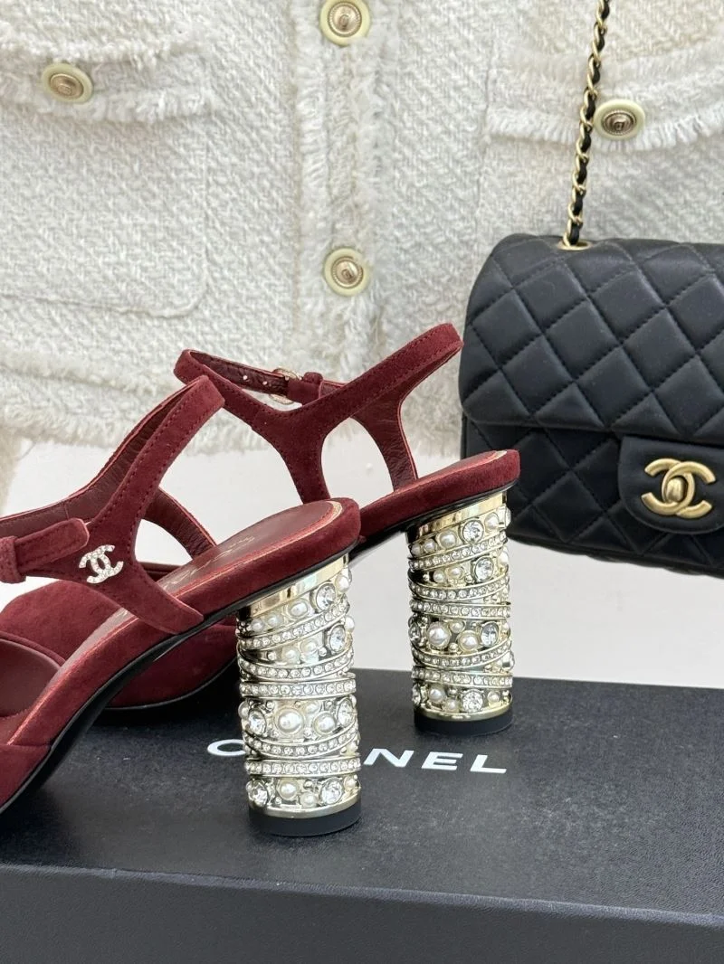 Chic Chanel Sandals 19895