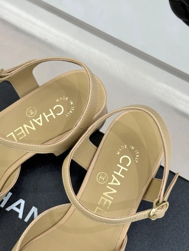 Sophisticated Chanel Sandals 19892