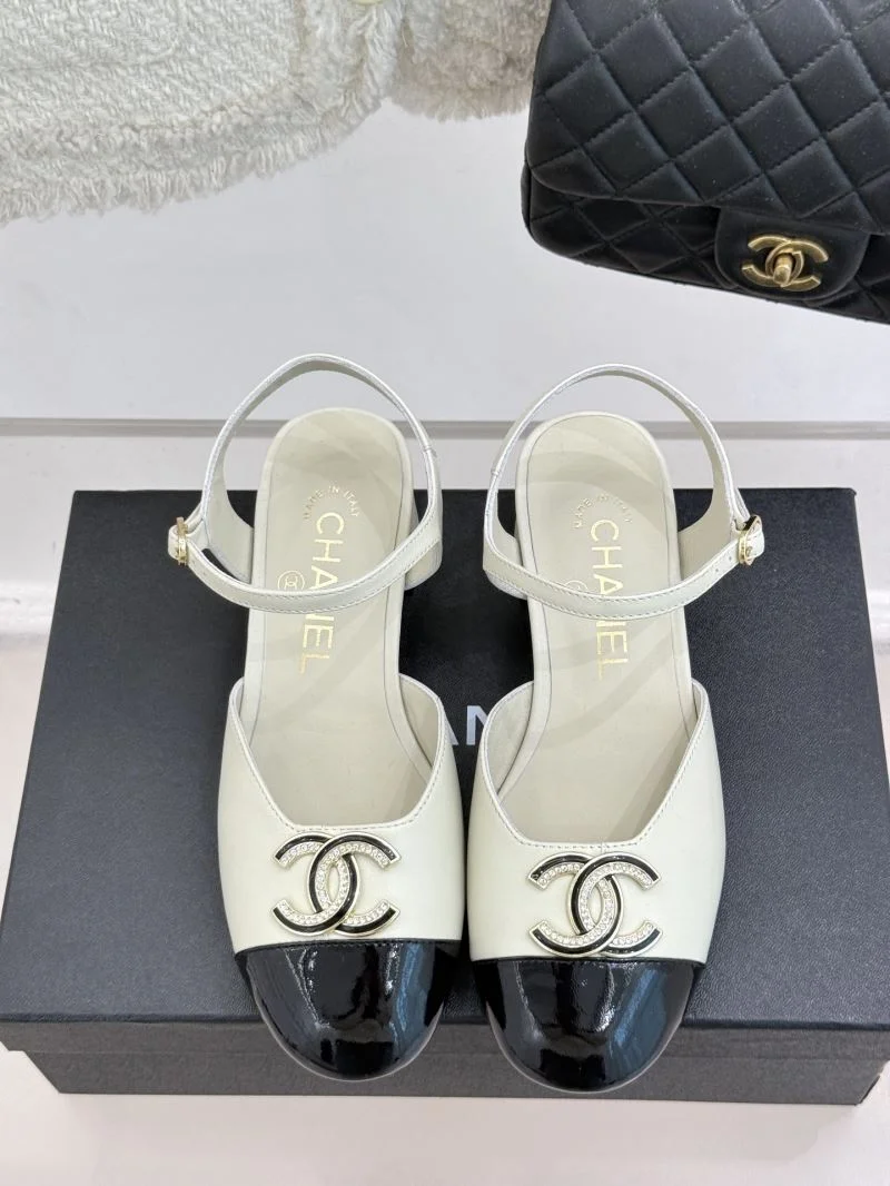 Chanel Sandals Flexible 19890