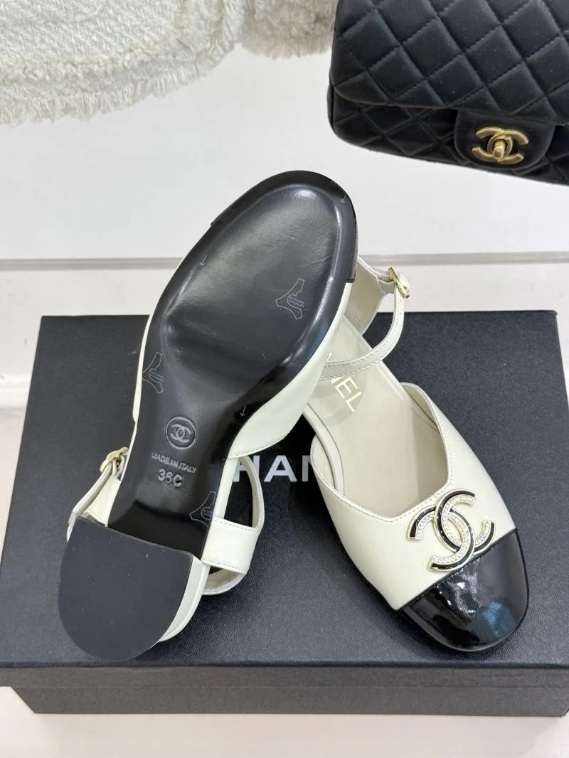 Chanel Sandals Flexible 19890