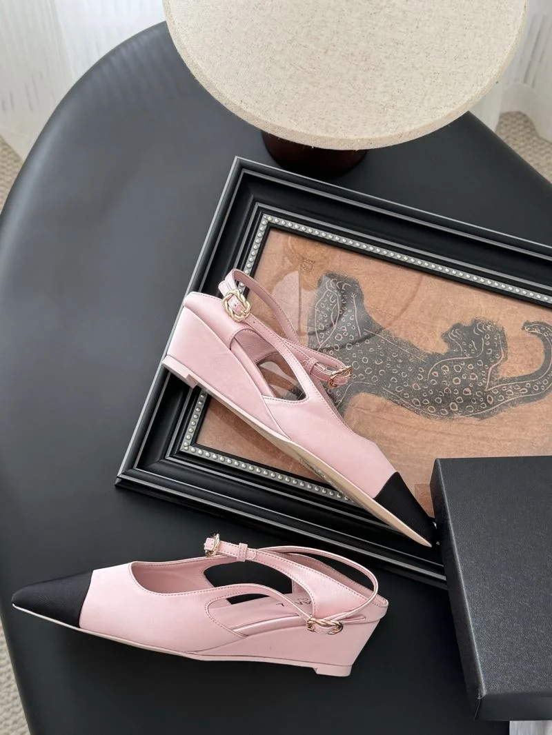 Chanel Sandals Unisex 19196