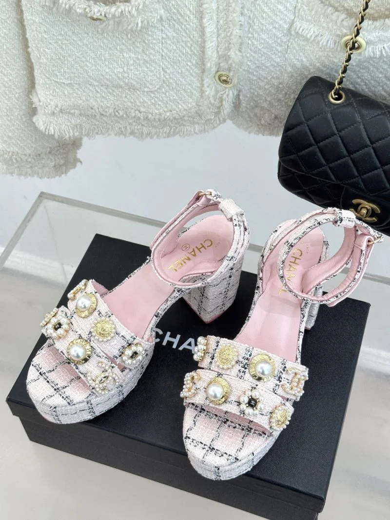 Elegant Chanel Sandals 19199
