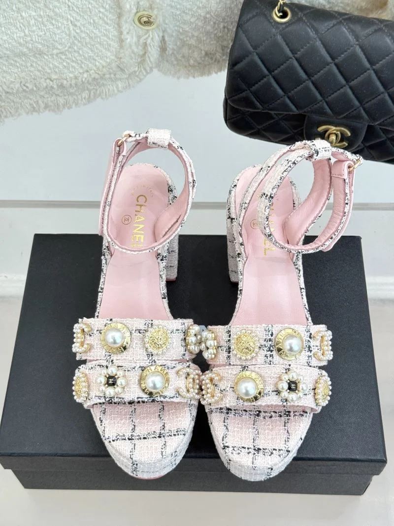 Elegant Chanel Sandals 19199