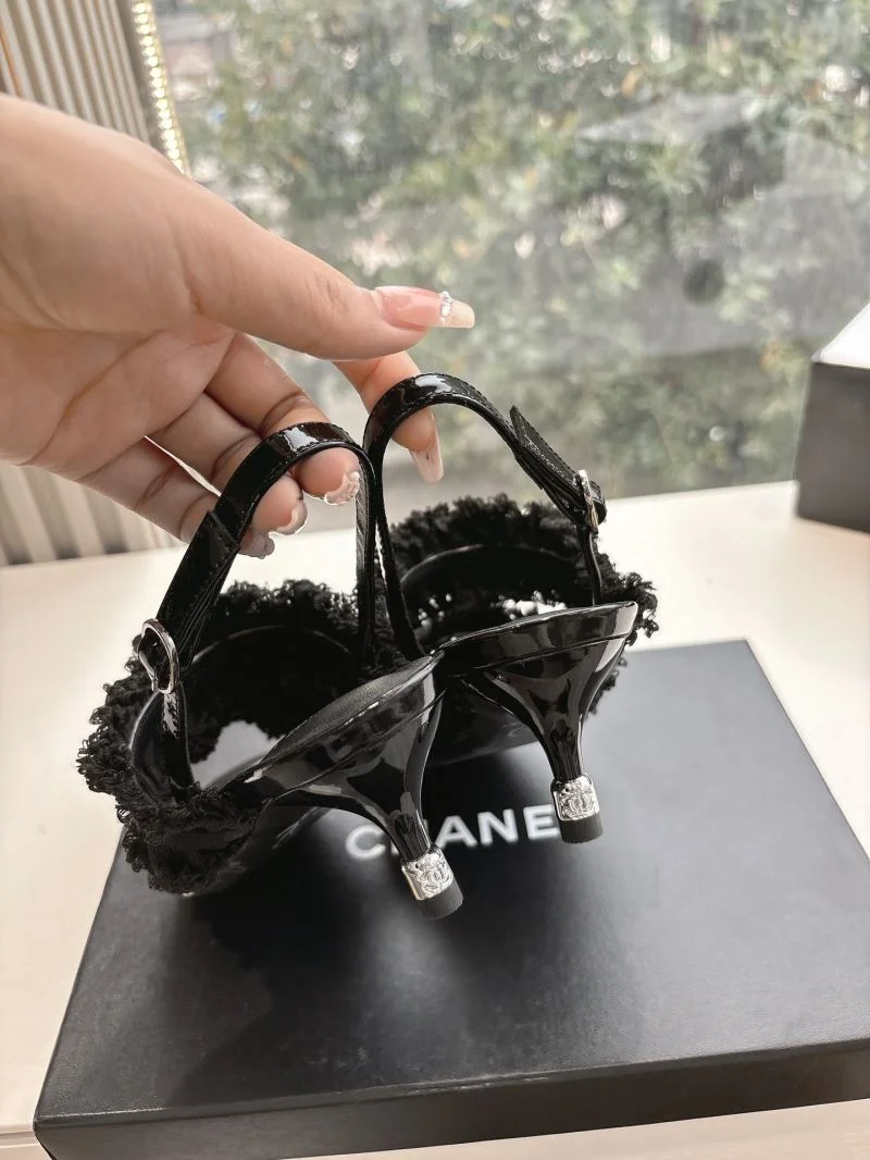 Comfortable Chanel Sandals 19180