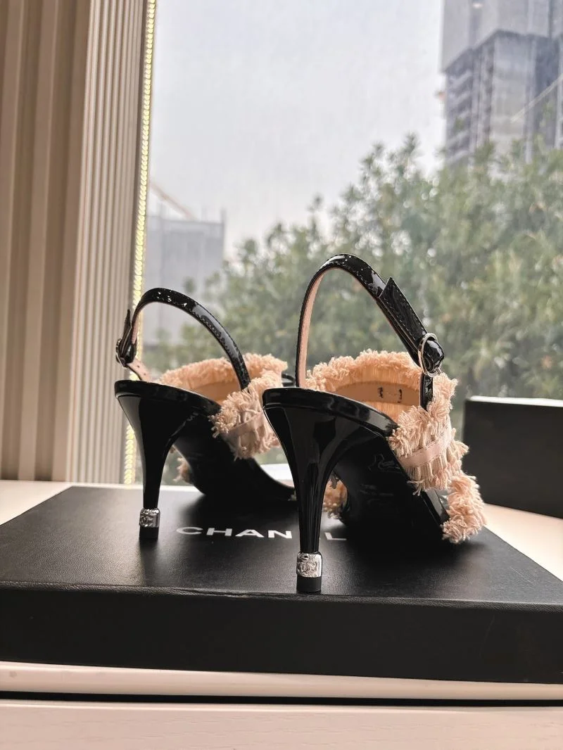 Fashionable Chanel Sandals 19184