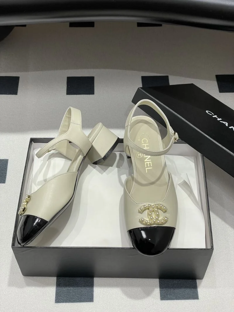 Seasonal Chanel Sandals 19175