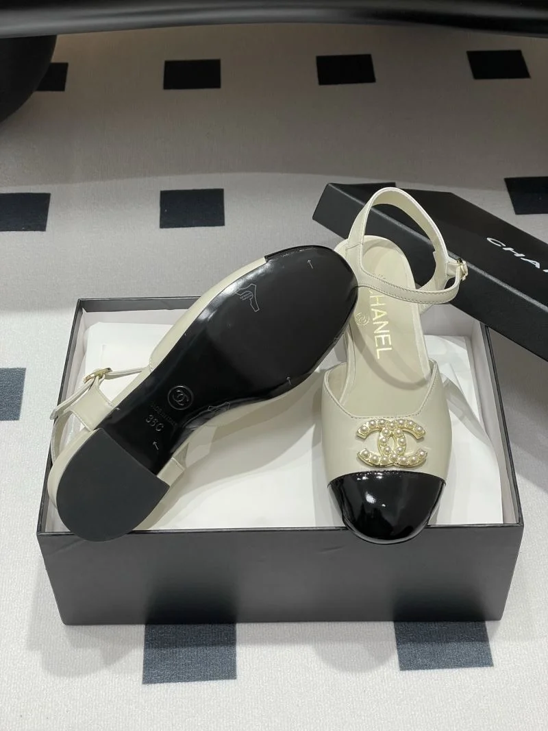 Seasonal Chanel Sandals 19175