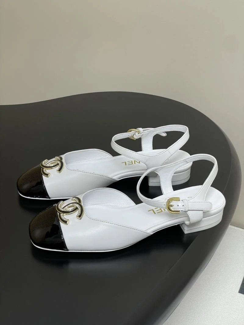 Supportive Chanel Sandals 19168