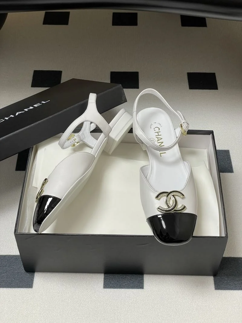 Supportive Chanel Sandals 19168