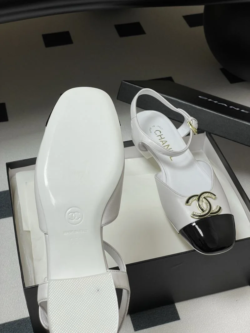 Supportive Chanel Sandals 19168