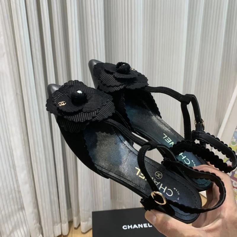 Chanel Sandals Sleek 19163