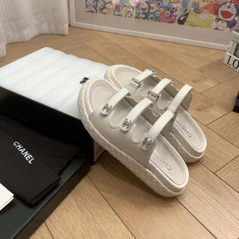 Stylish Chanel Sandals 19159