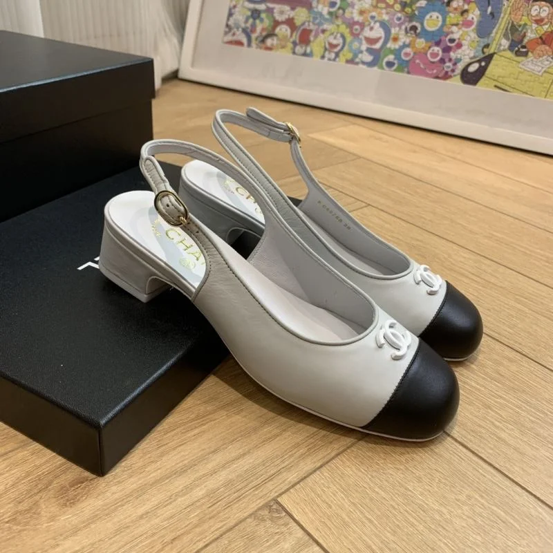 Functional Chanel Sandals 19172