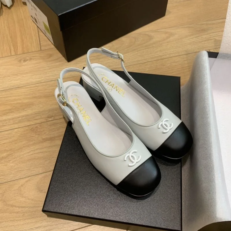 Functional Chanel Sandals 19172