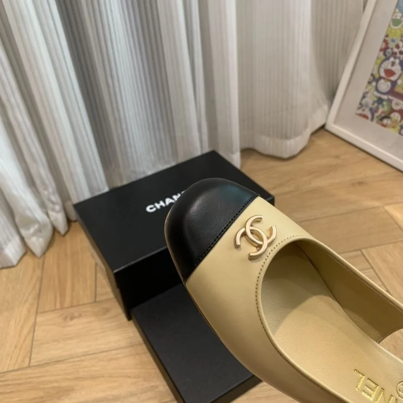 TechFriendly Chanel Sandals 19154