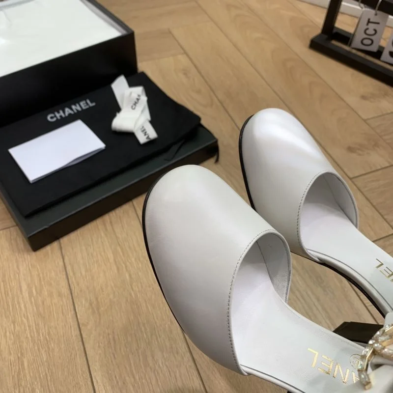 Chanel Sandals Sleek 19146