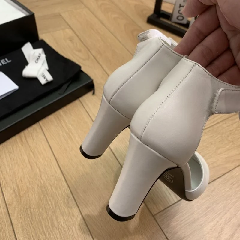 Chanel Sandals Sleek 19146