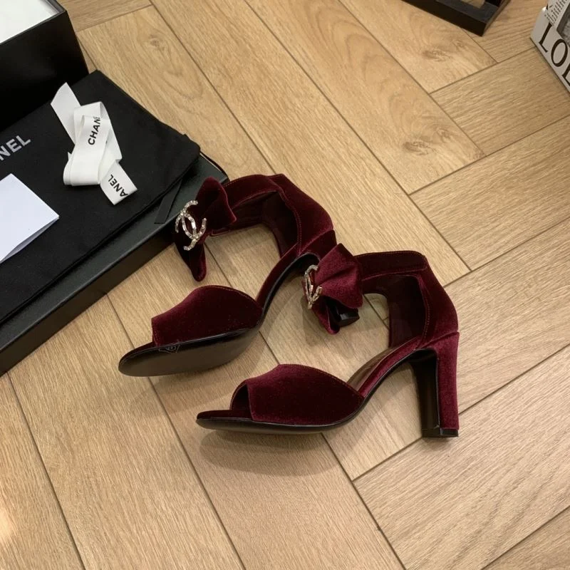 Lightweight Chanel Sandals 19155