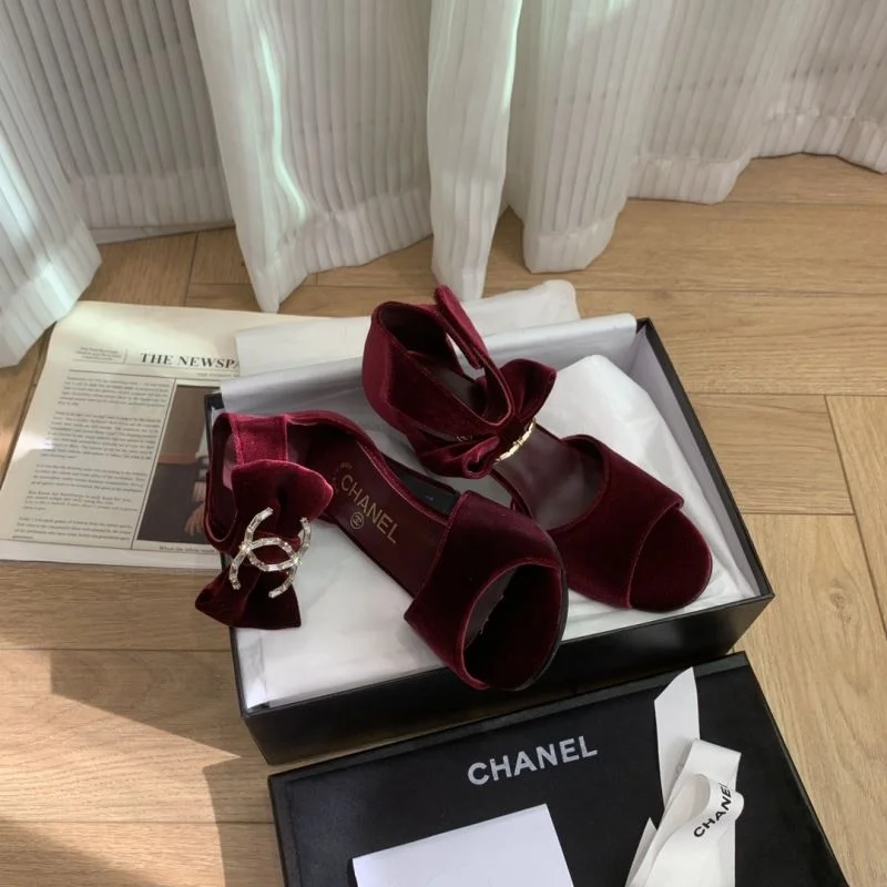 Lightweight Chanel Sandals 19155