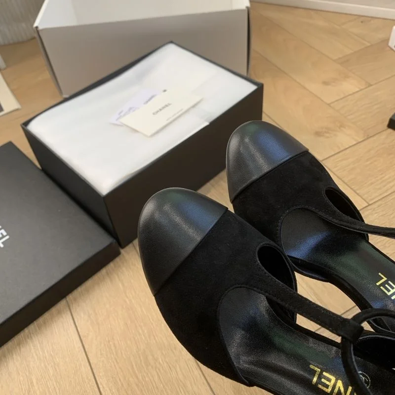 Chanel Sandals Sleek 19189