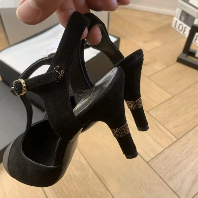 Chanel Sandals Sleek 19189