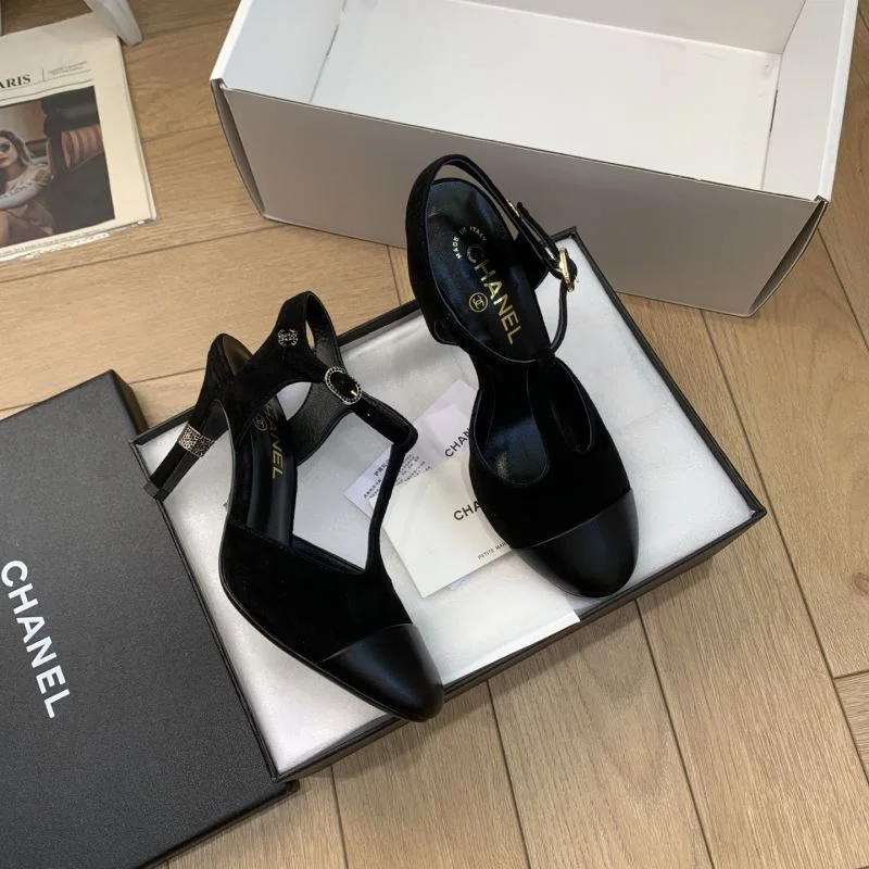 Chanel Sandals Sleek 19189