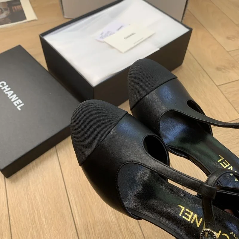 Chanel Sandals Elegant 19130