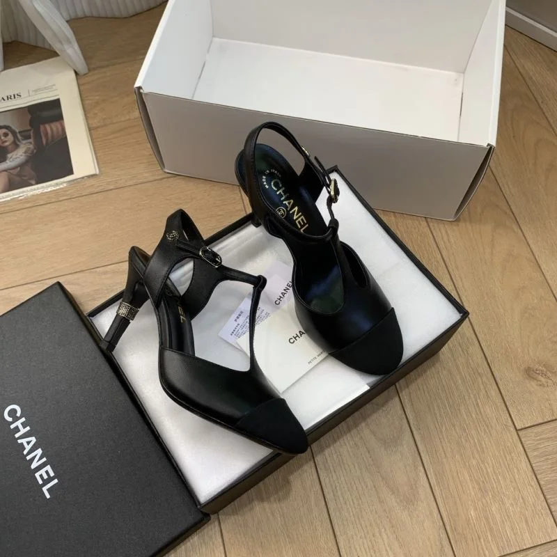 Chanel Sandals Elegant 19130
