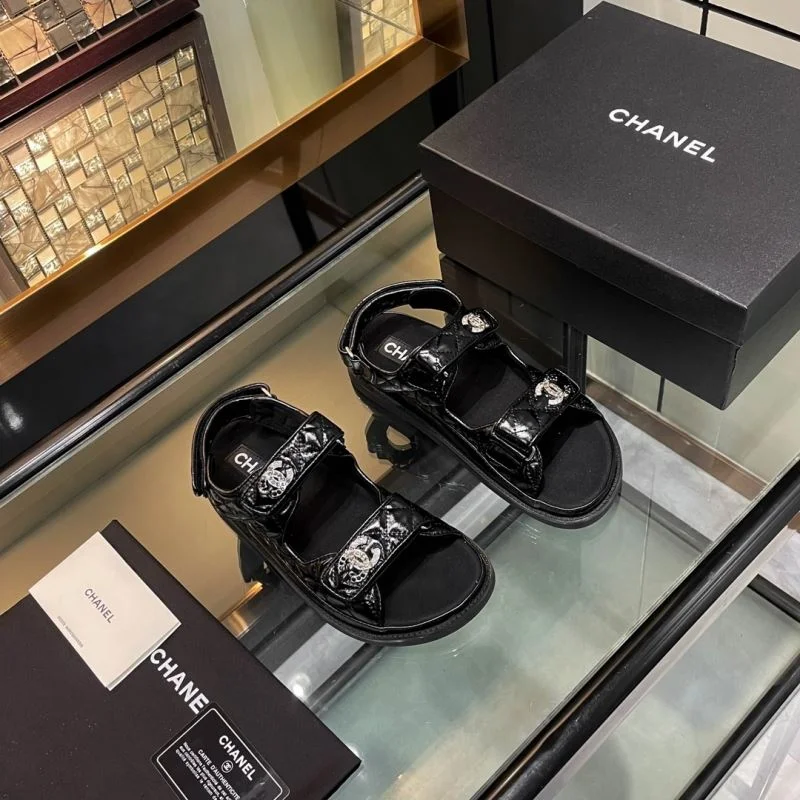 MoistureWicking Chanel Sandals 19121